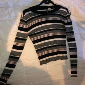 Strip sweater